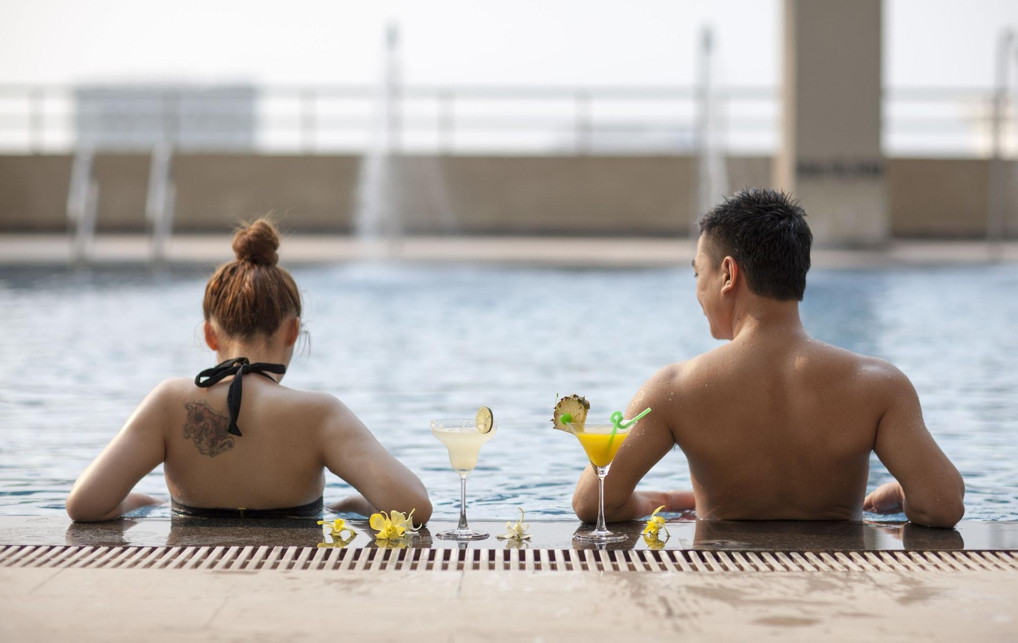 Vista Piscina Muong Thanh Grand Quang Tri Hotel