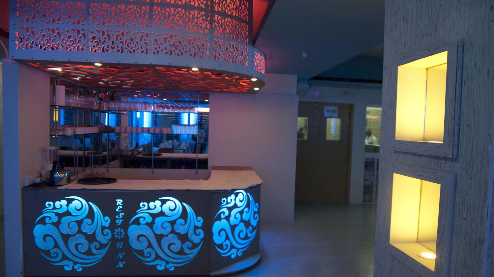 Bar/Salón Restinn Hotel & Restaurant