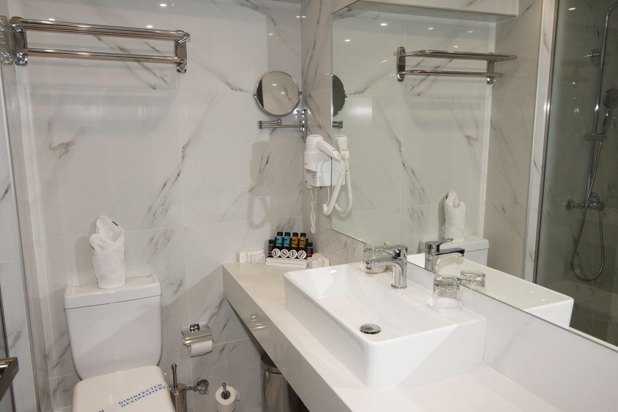 Equipamiento de Habitación International Atene hotel