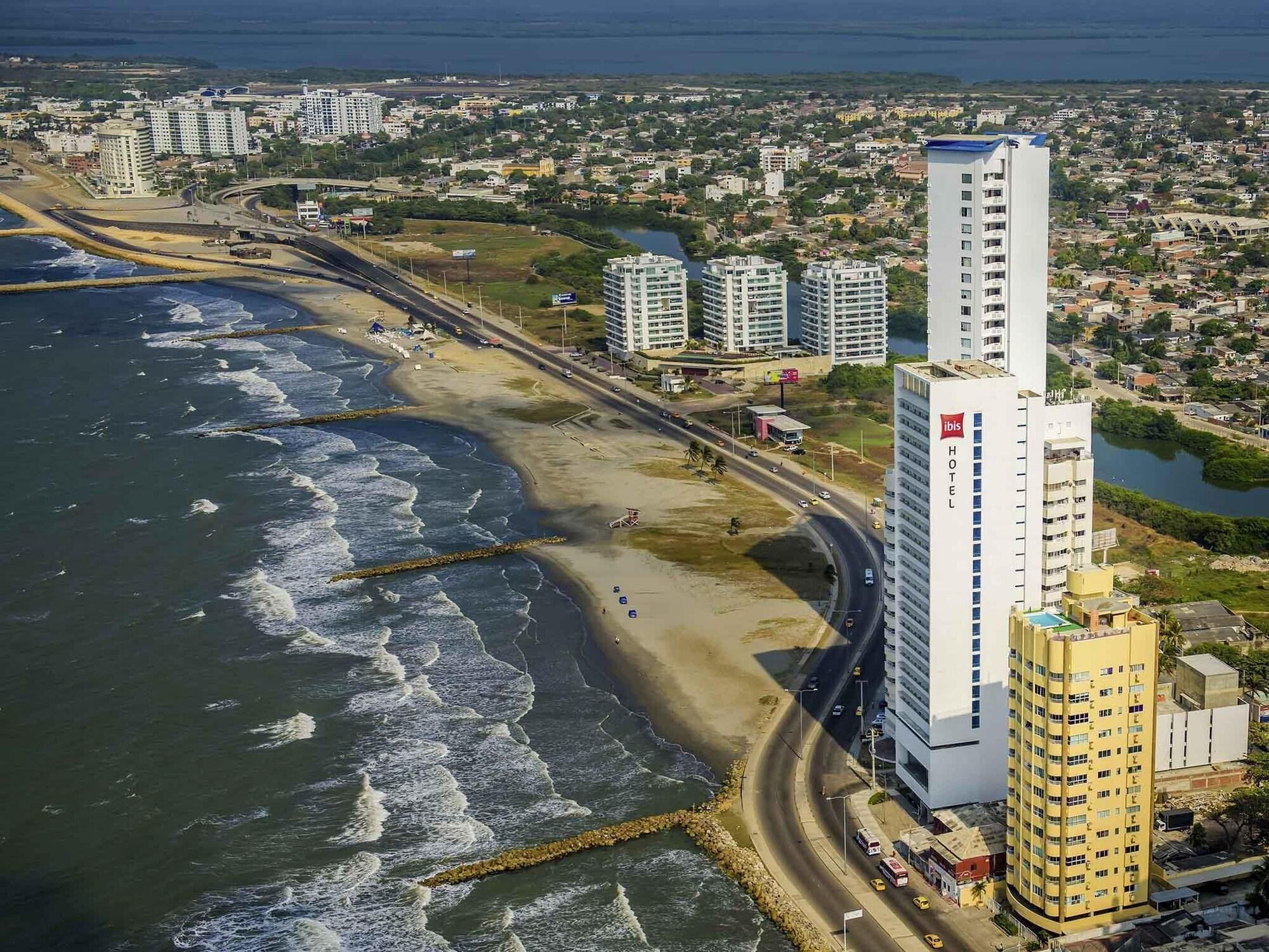 Varios ibis Cartagena Marbella