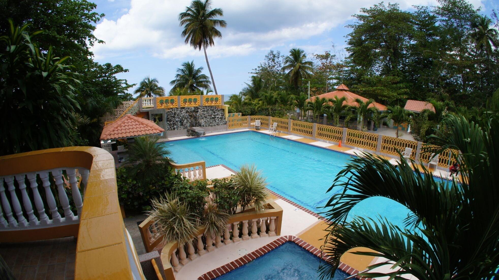 Varios Yukayeke Playa Resort