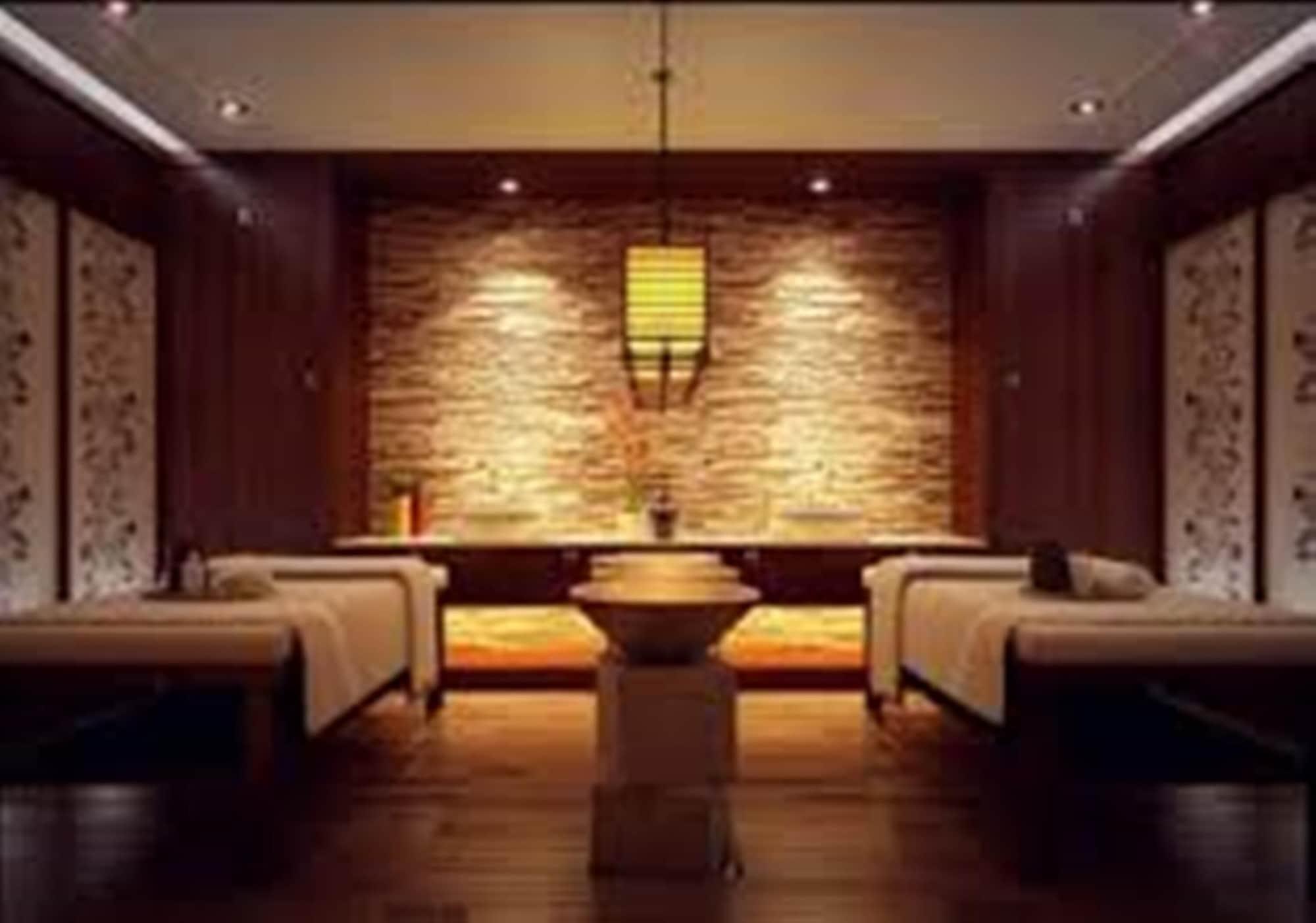Spa Luxury Old Quarter Hotel & Gym
