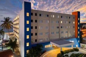 Alojamiento - Decameron La Marina, Ramada All Inclusive Resort