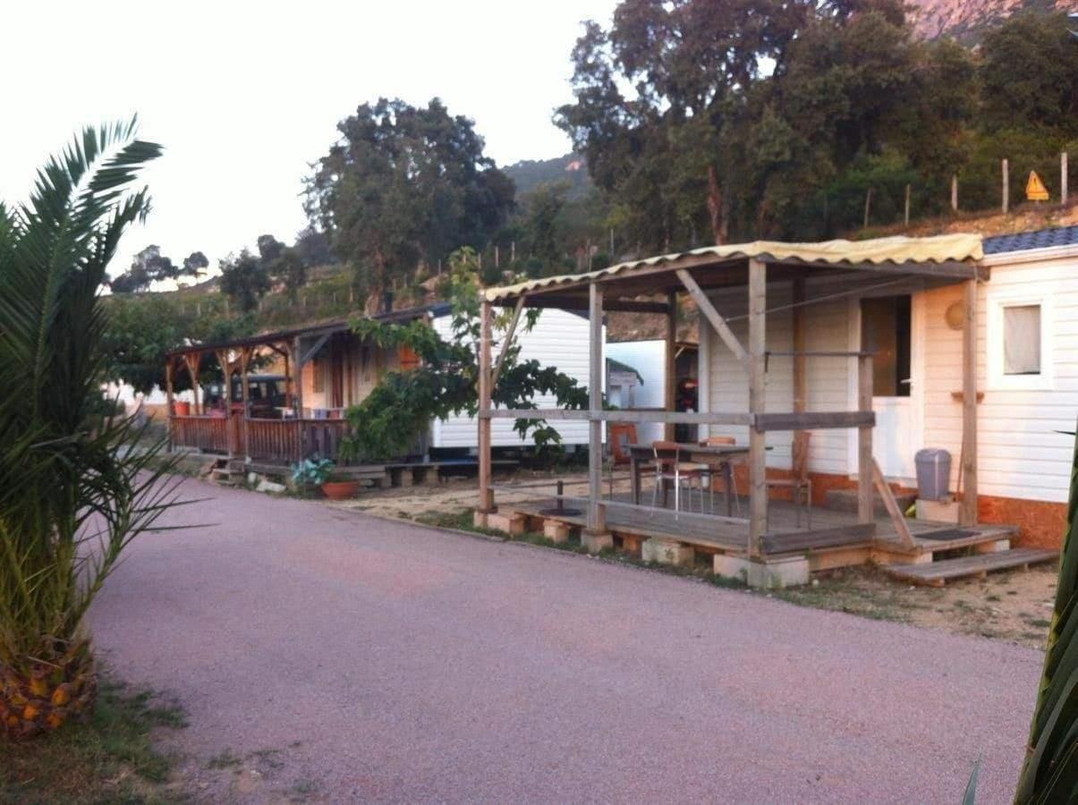Varios Mobile Home A Saliva