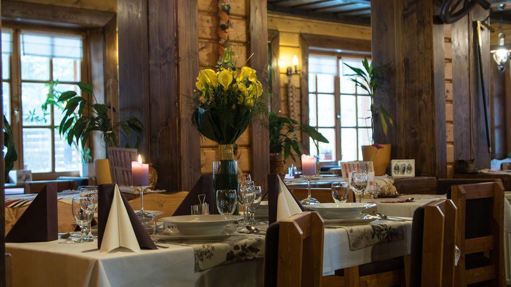 Restaurant Sojka Resort - Hotel & Drevenice