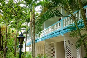 Alojamiento - Legends Beach Resort