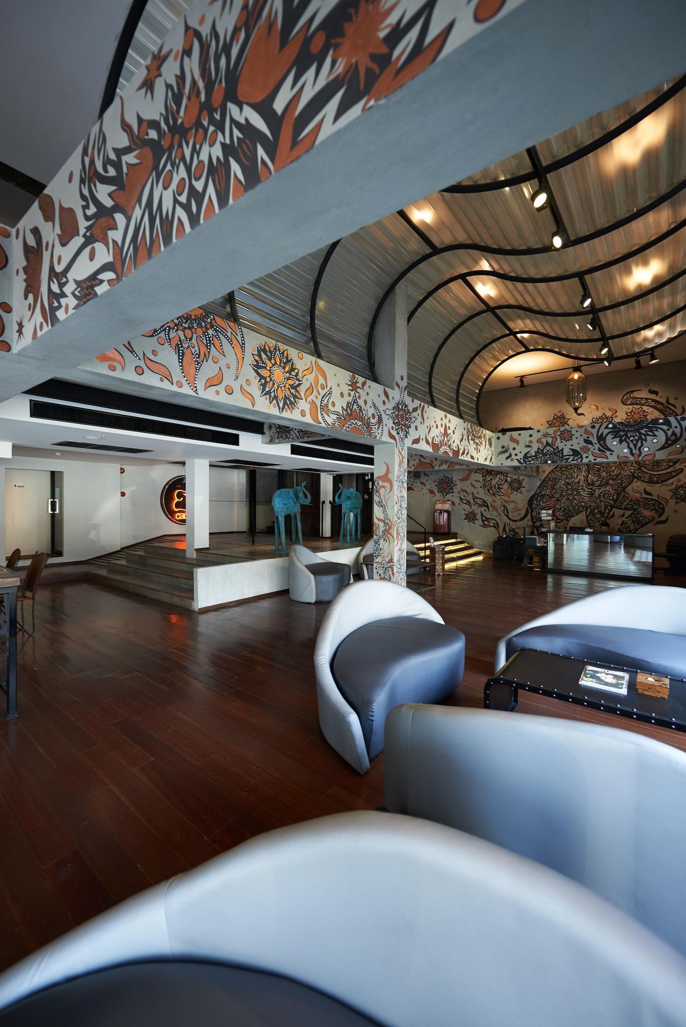 Vista Lobby Cacha Hotel