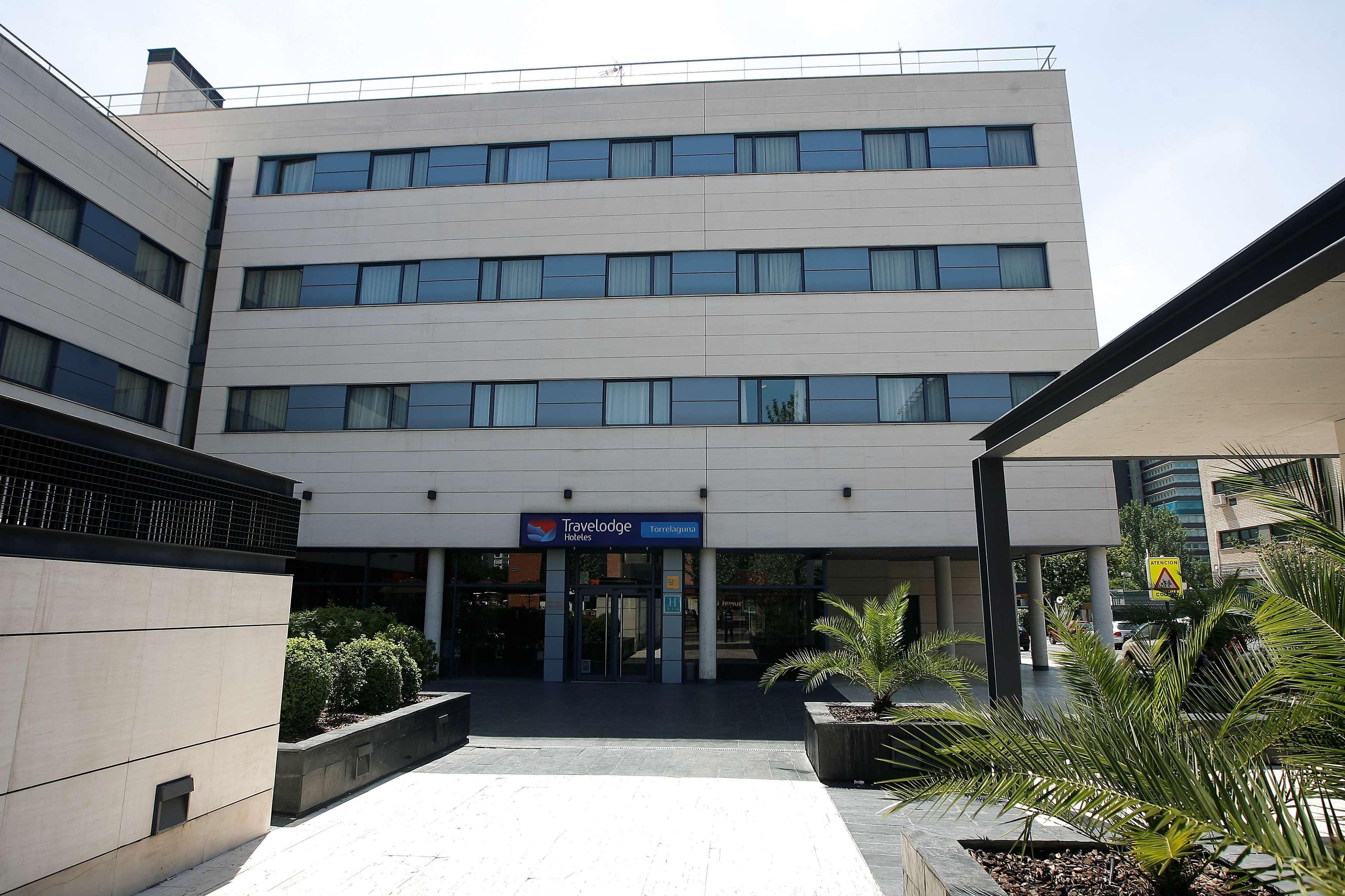 Vista Exterior Travelodge Madrid Torrelaguna