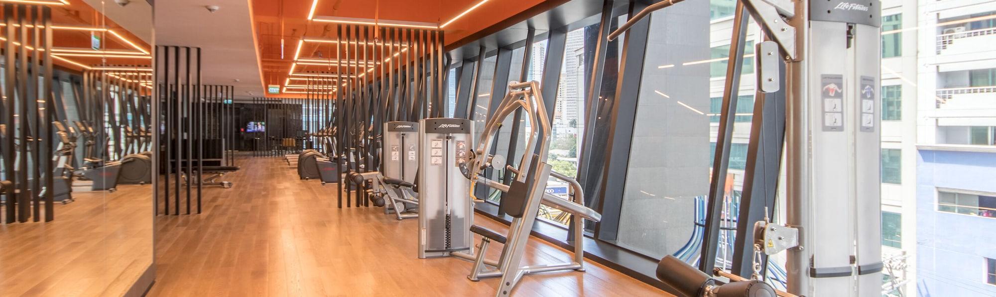 Gimnasio Oakwood Makati Avenue