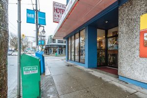 Alojamiento - English Bay Hotel