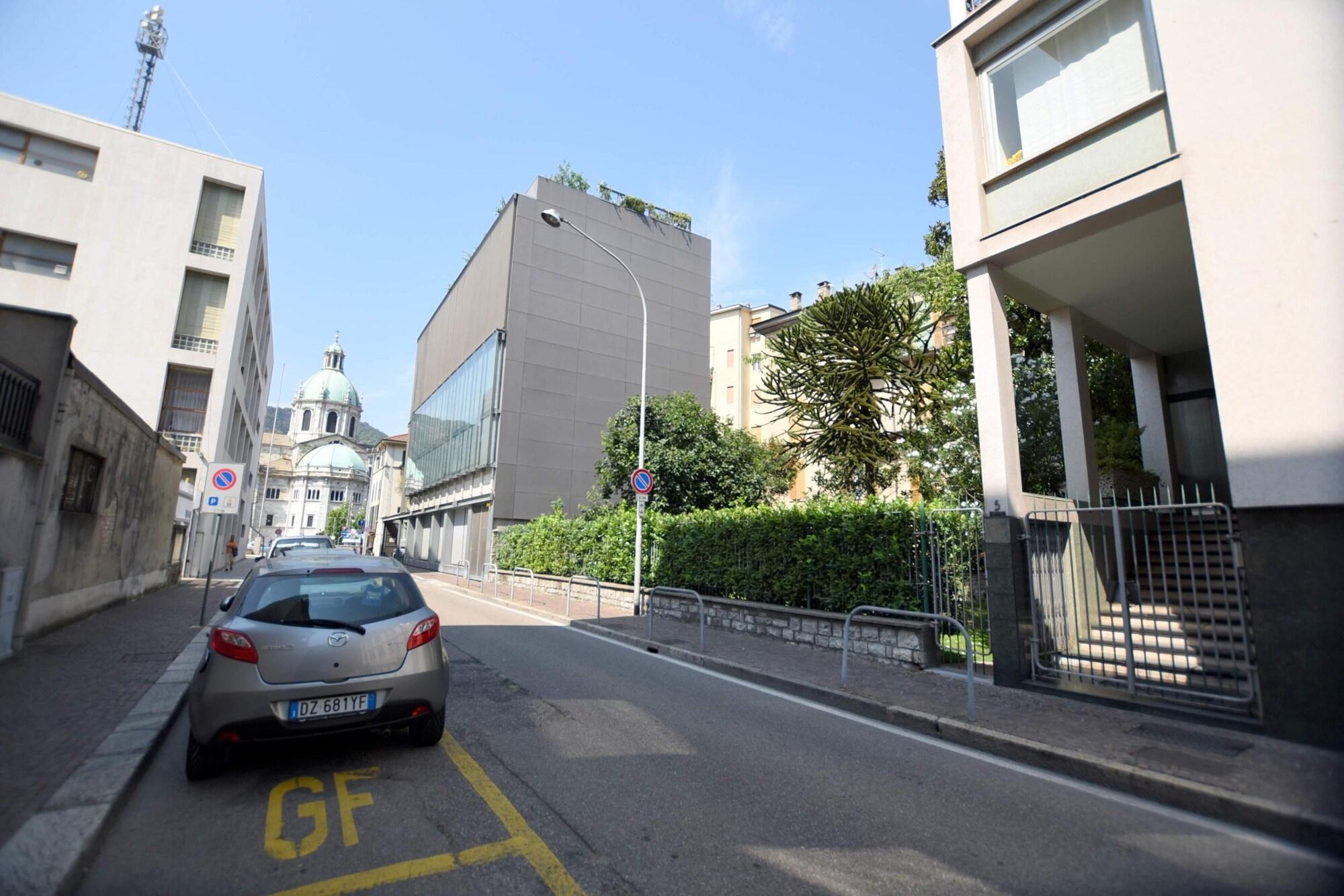 Vista Exterior Rondone Bianco 5-7