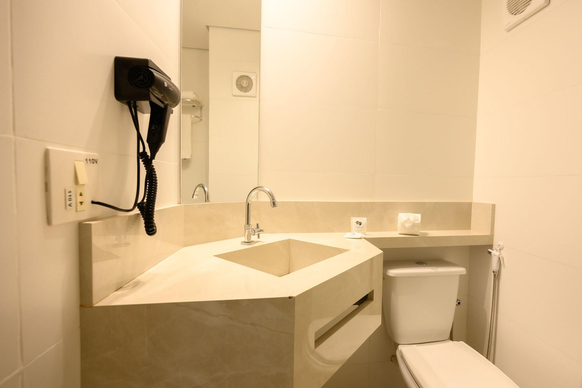 Equipamiento de Habitación Hotel Colonial