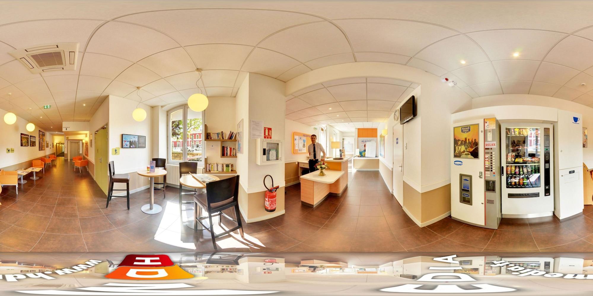 Vista Lobby ibis budget Le Puy en Velay