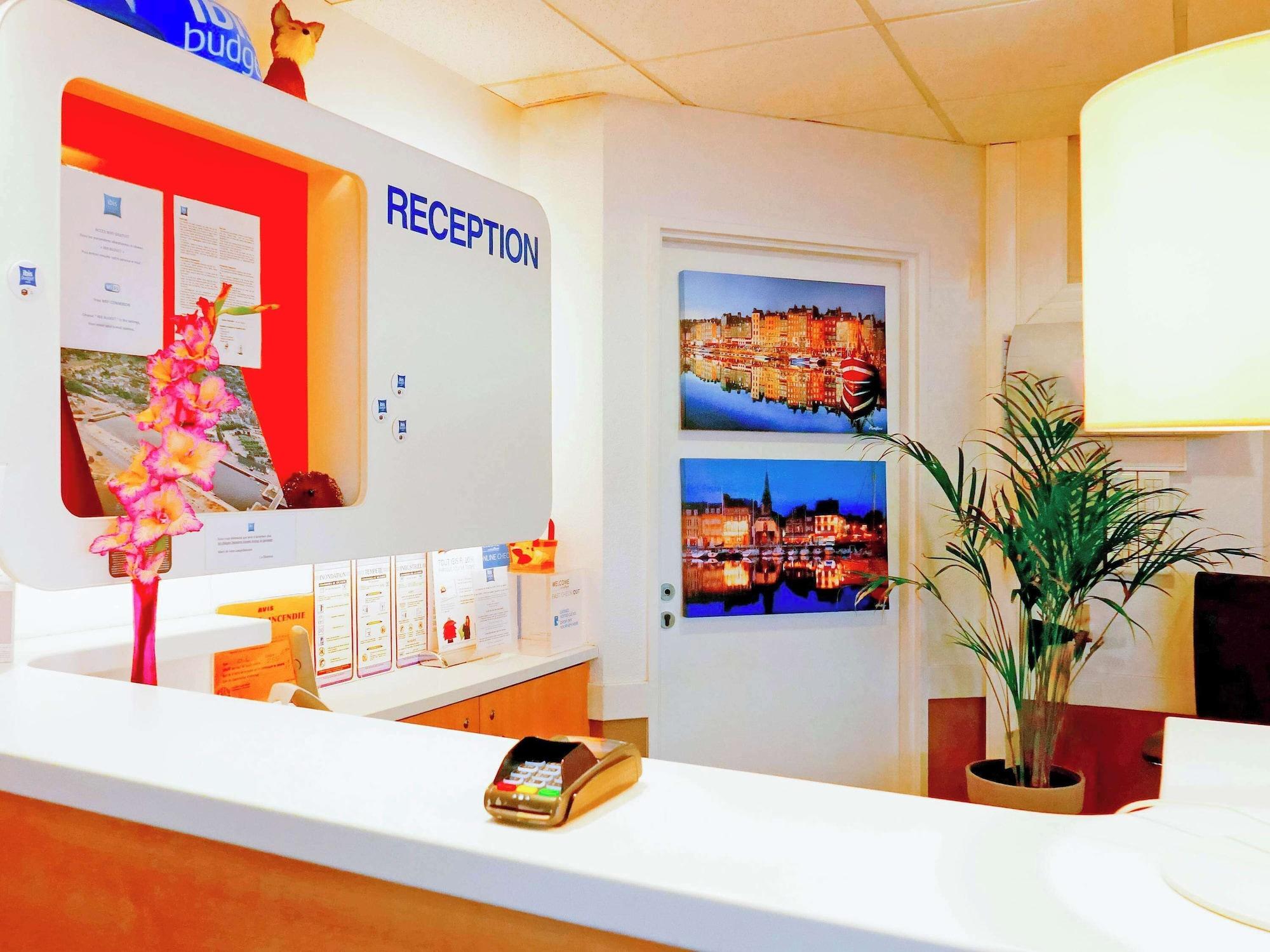 Varios ibis budget Honfleur Centre Ville