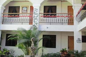 Alojamiento - Hotel Villa Serena Escalón