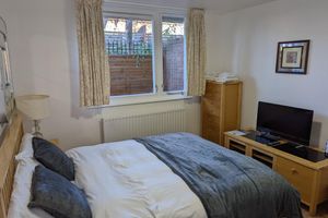 Alquiler Vacacional - Beautiful Independent Apartment in London, UK