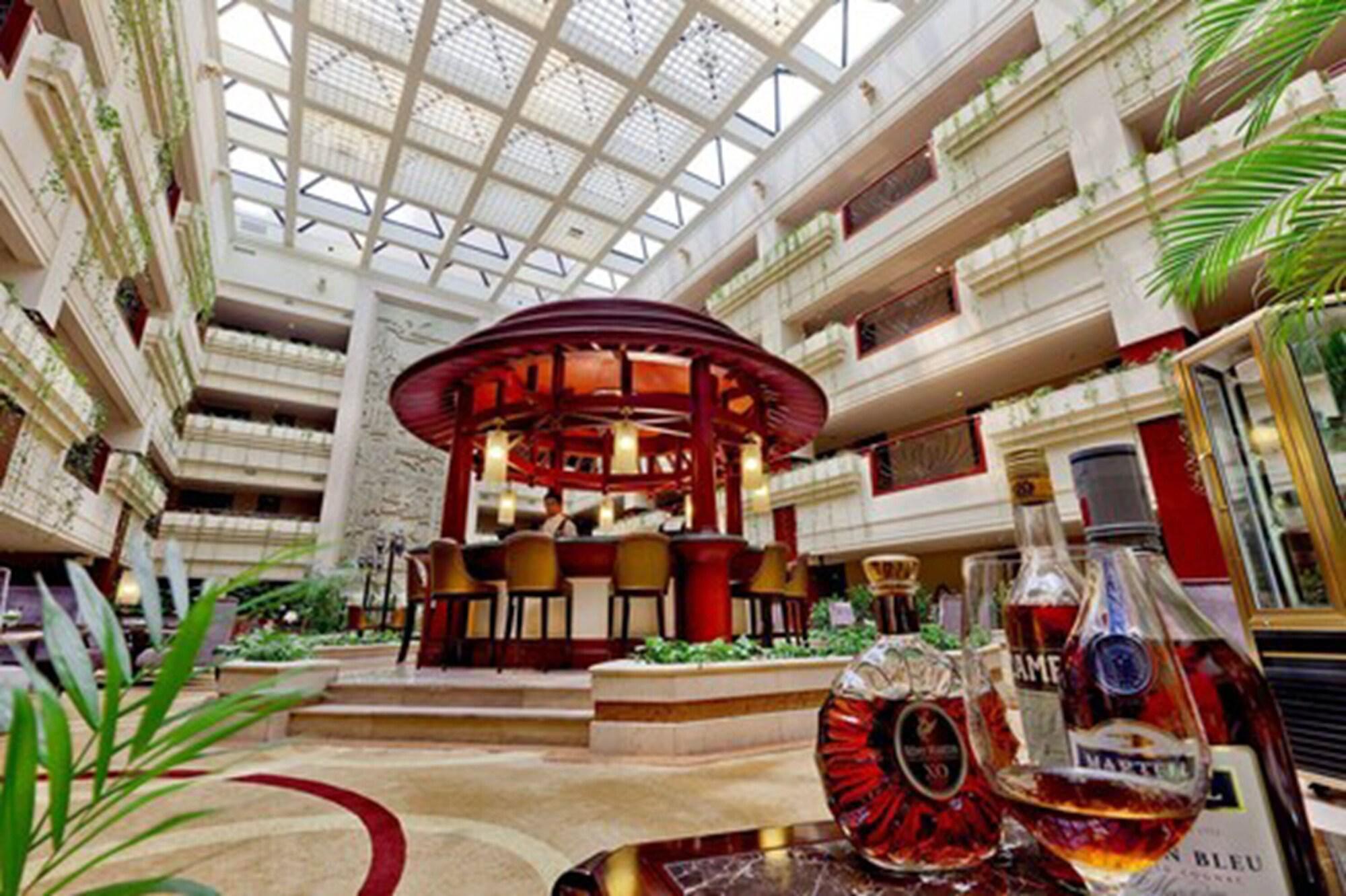 Bar/Salón New Century Zhejiang Xiaoshan Hotel