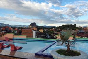 Alojamiento - HOTEL ALTO  VERDE