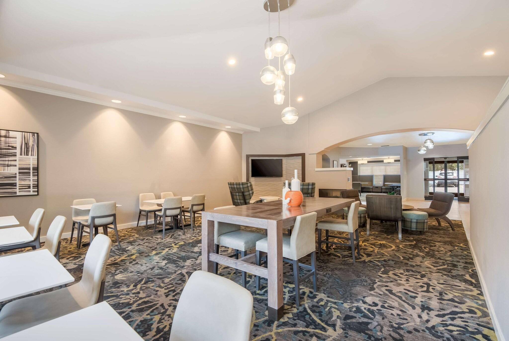 Restaurant Sonesta ES Suites Reno
