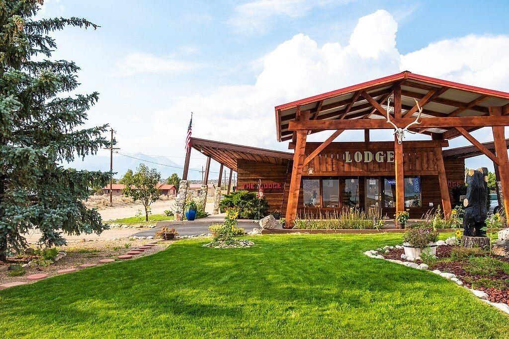 Varios The Lodge Motel