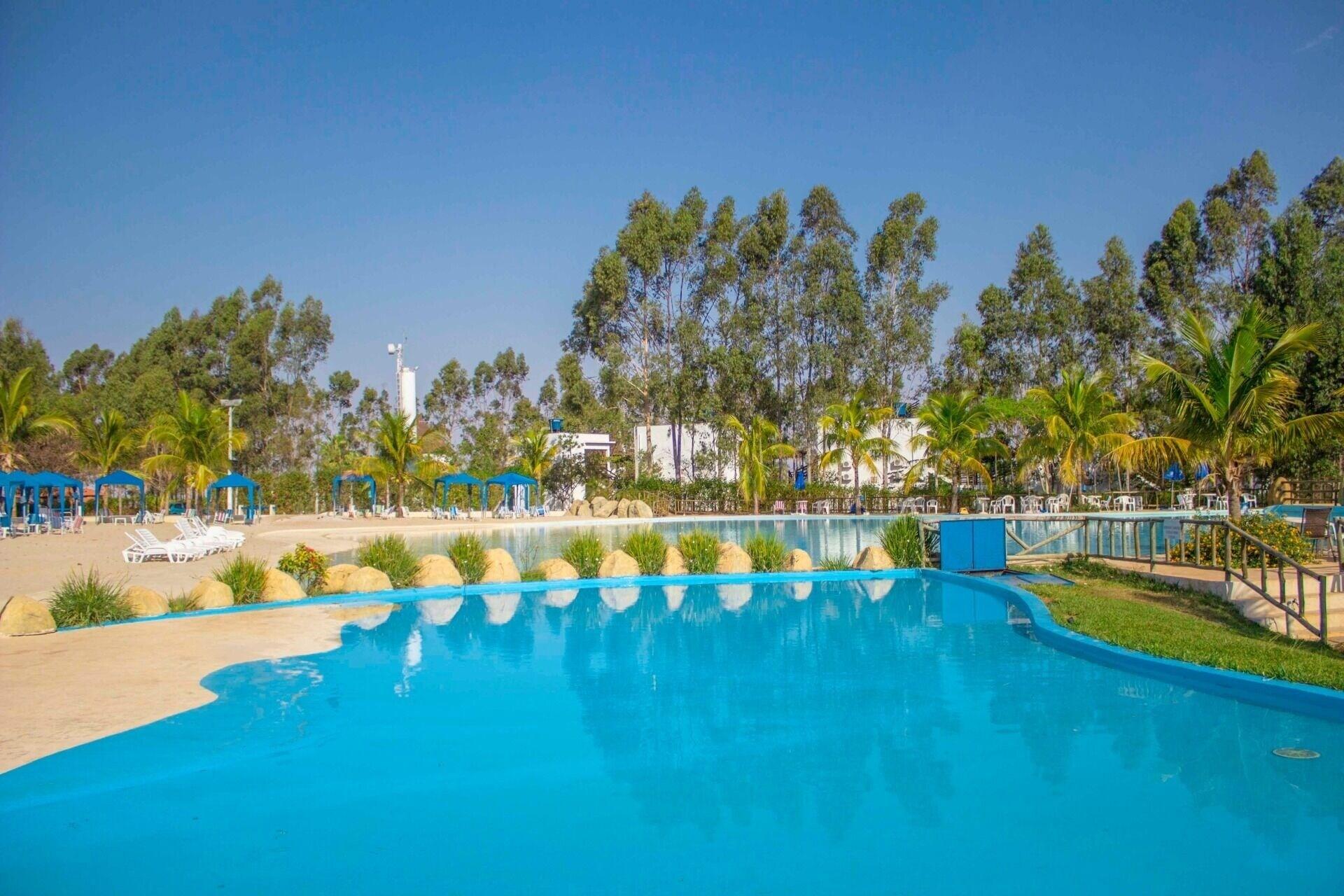 Vista da piscina Mirante Praia Hotel
