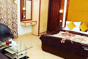 Alojamiento - Hotel Serena Palace