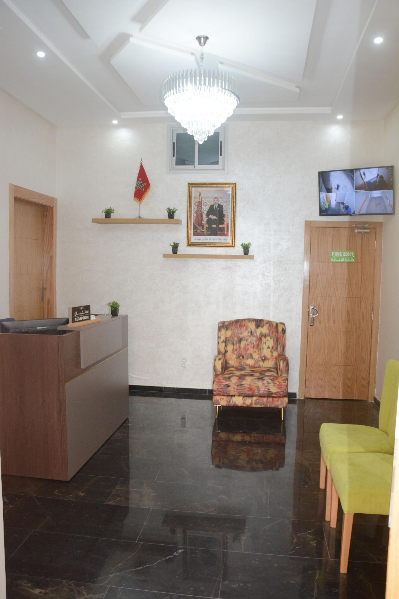 Vista Lobby Town Hotel