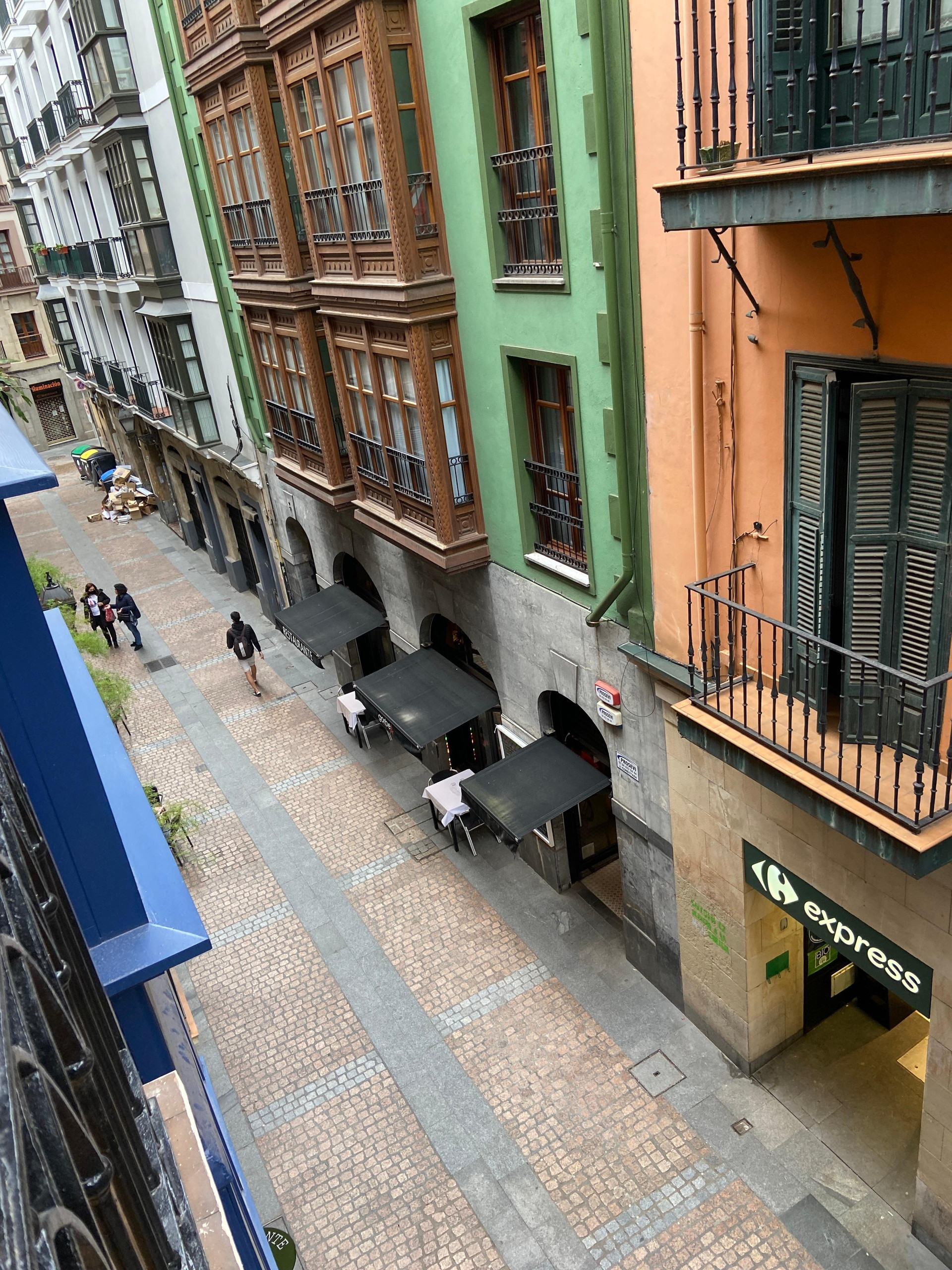 Vista Lobby Casual Bilbao Mardones