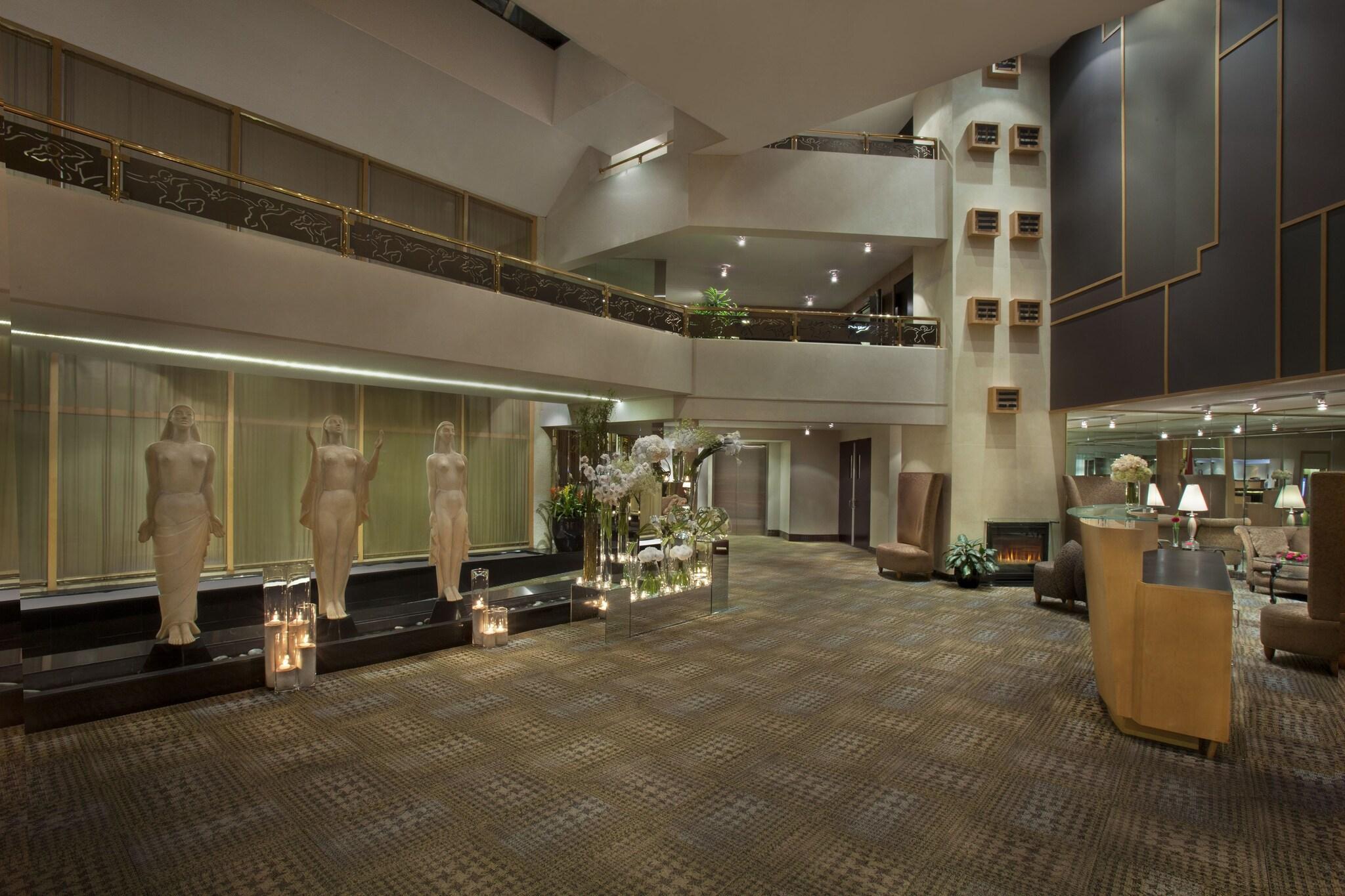 Vista Lobby White Oaks Resort & Spa