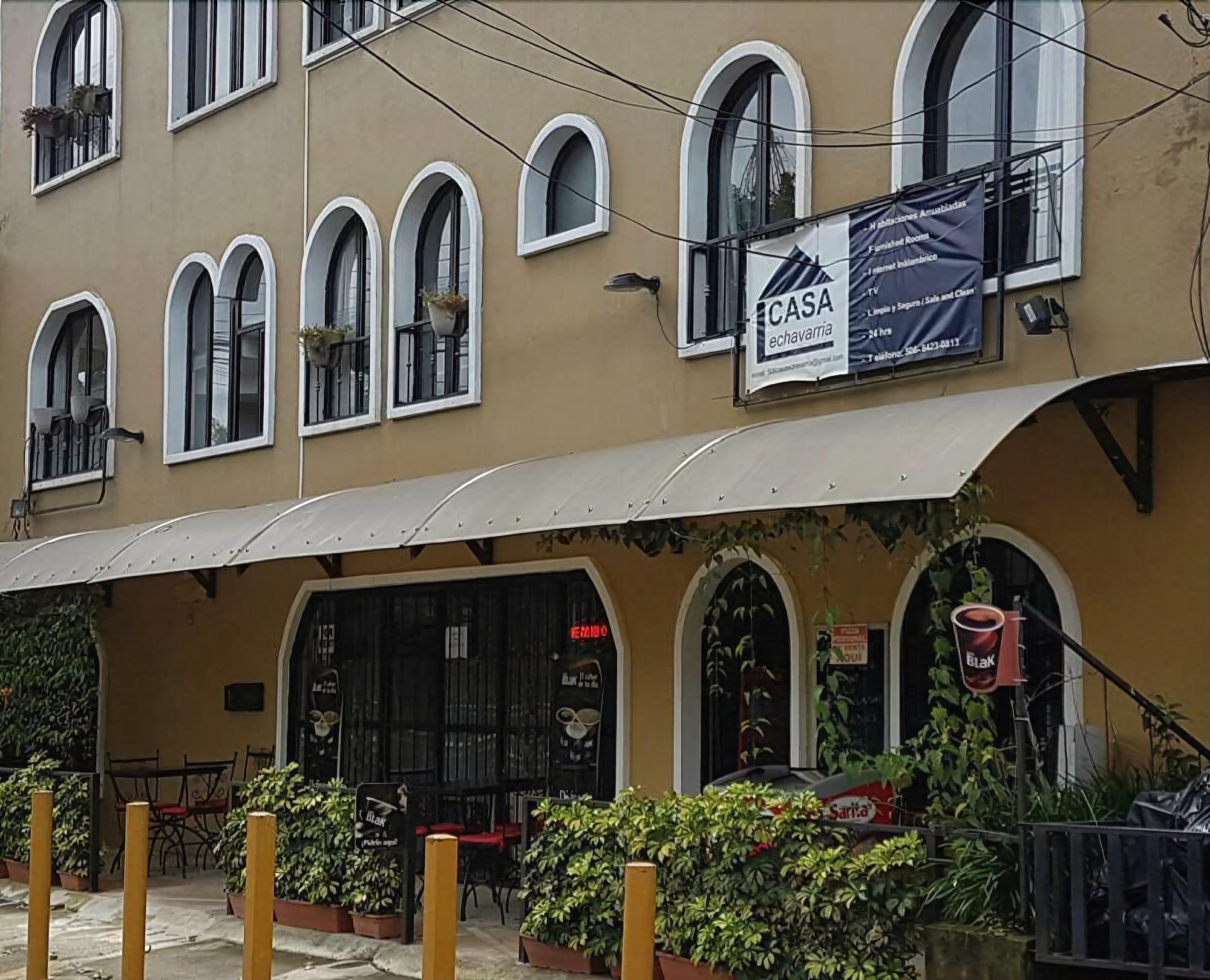 Vista Exterior Casa Echavarria