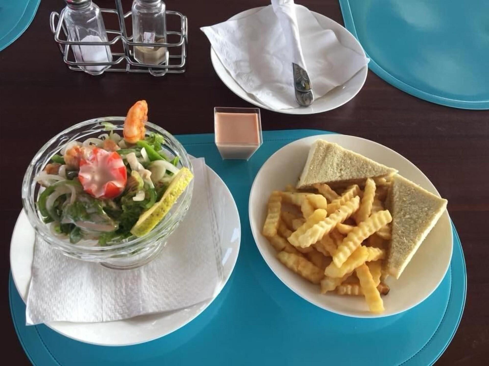 Restaurant Grand Eco Cabanas