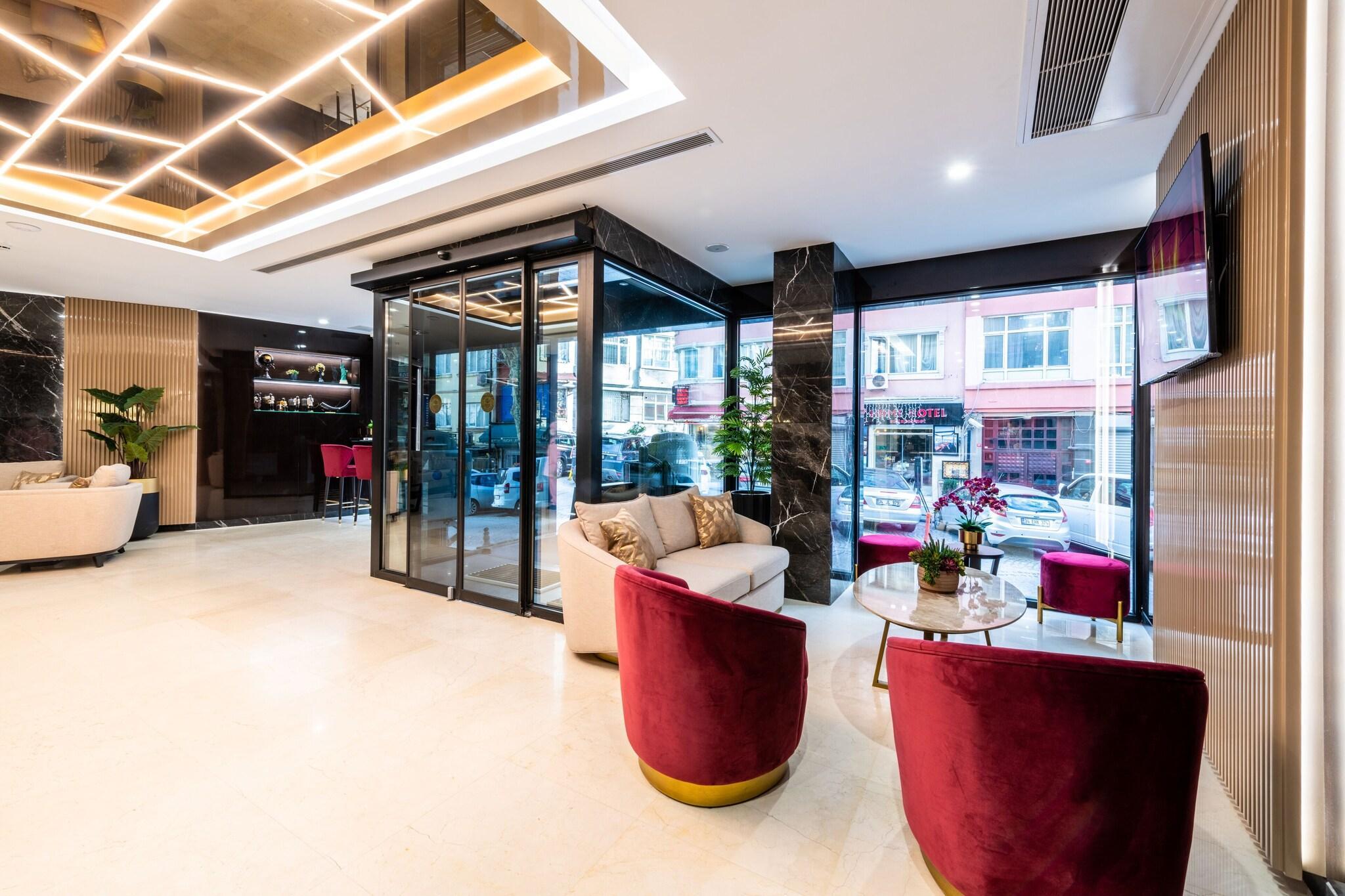 Vista Lobby Aprilis Deluxe Hotel