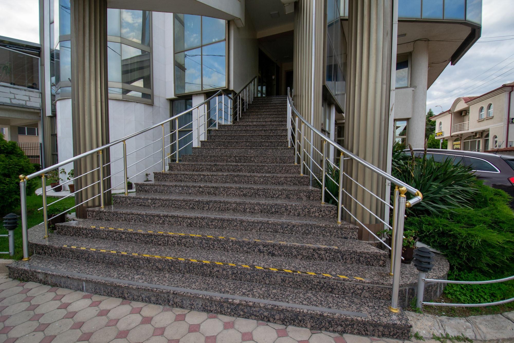 Vista Exterior Hotel Kristal Palas