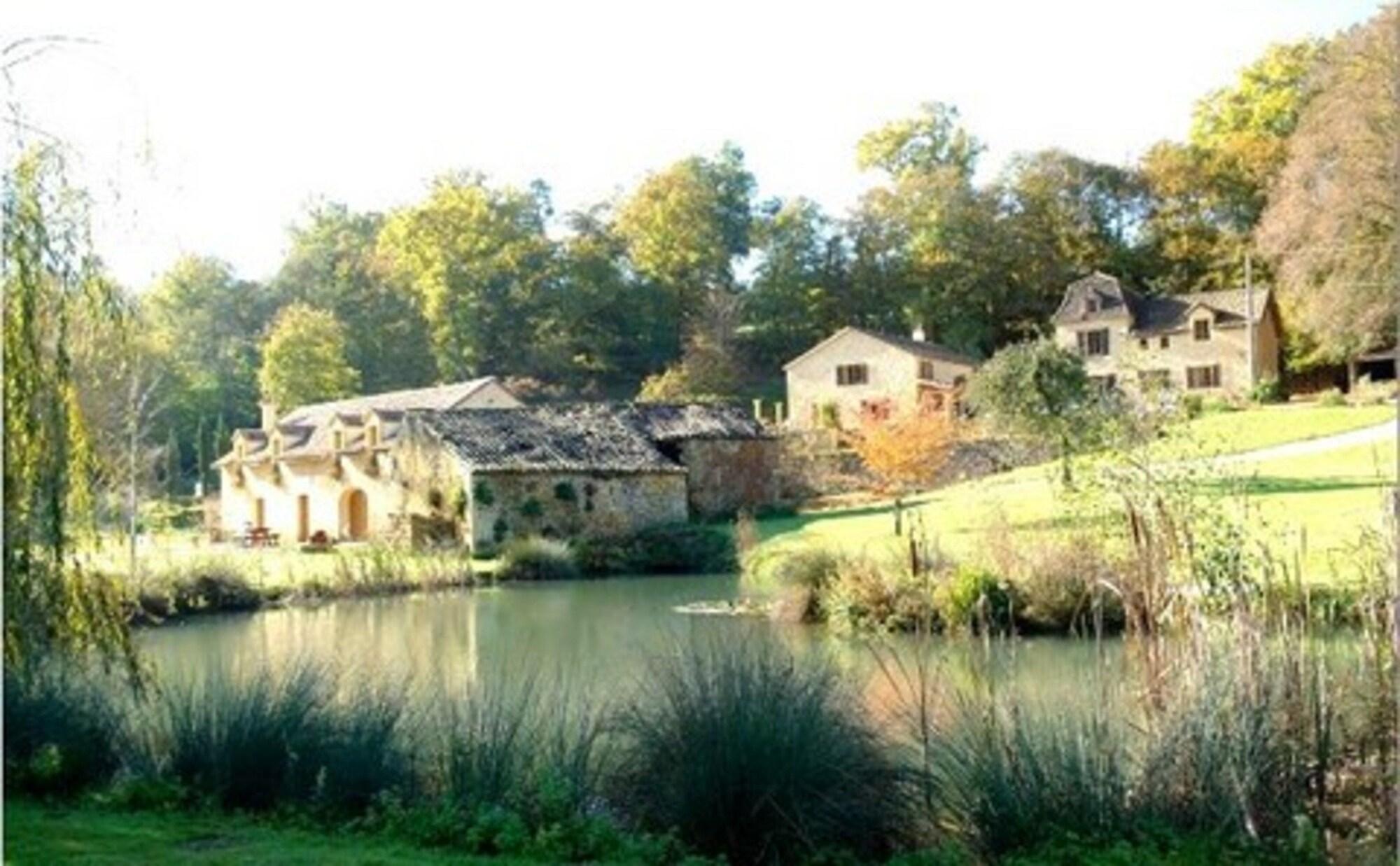 Vista Exterior Le Moulin de Bouquet