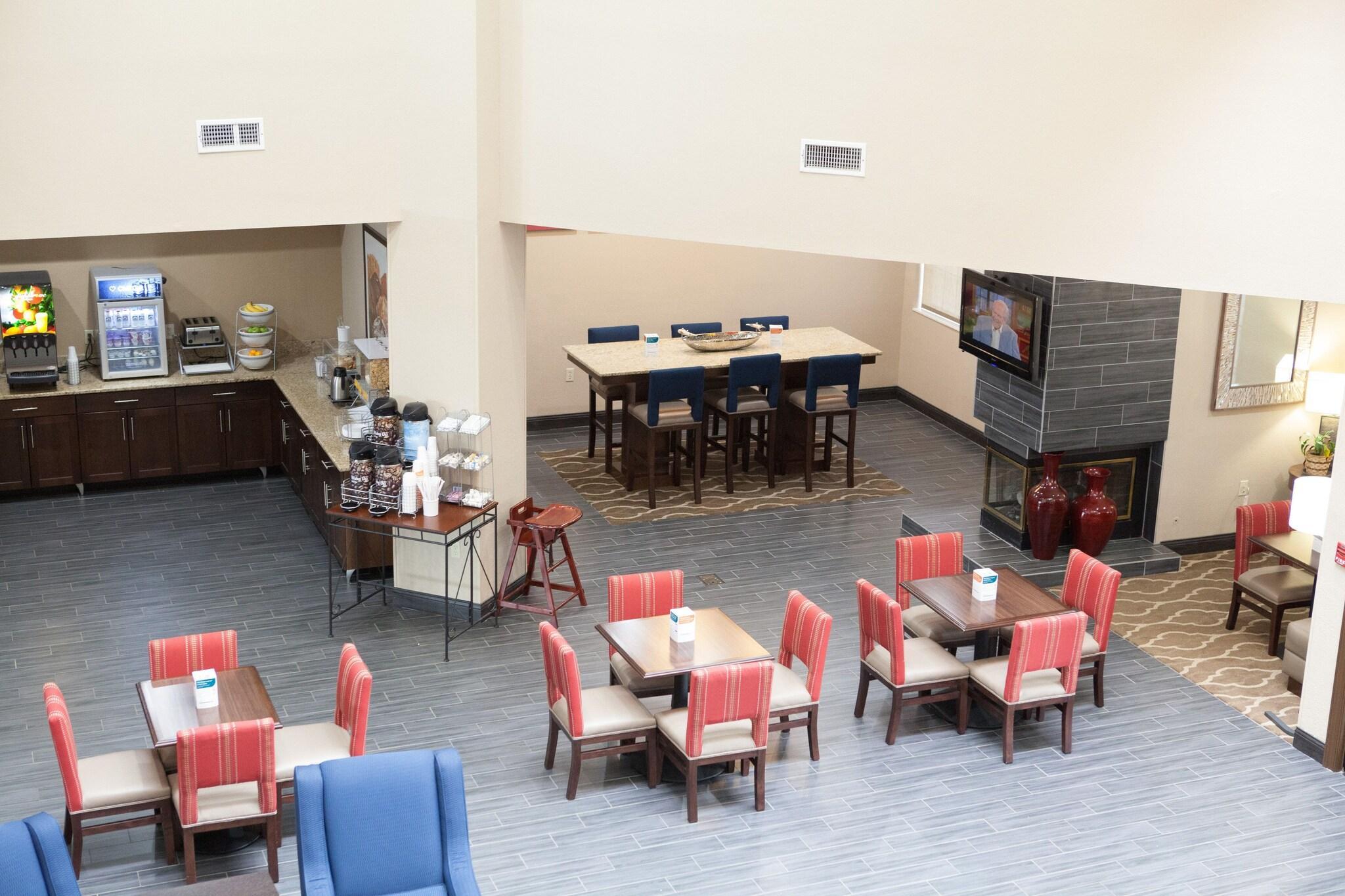 Bar/Salón Comfort Suites Hattiesburg