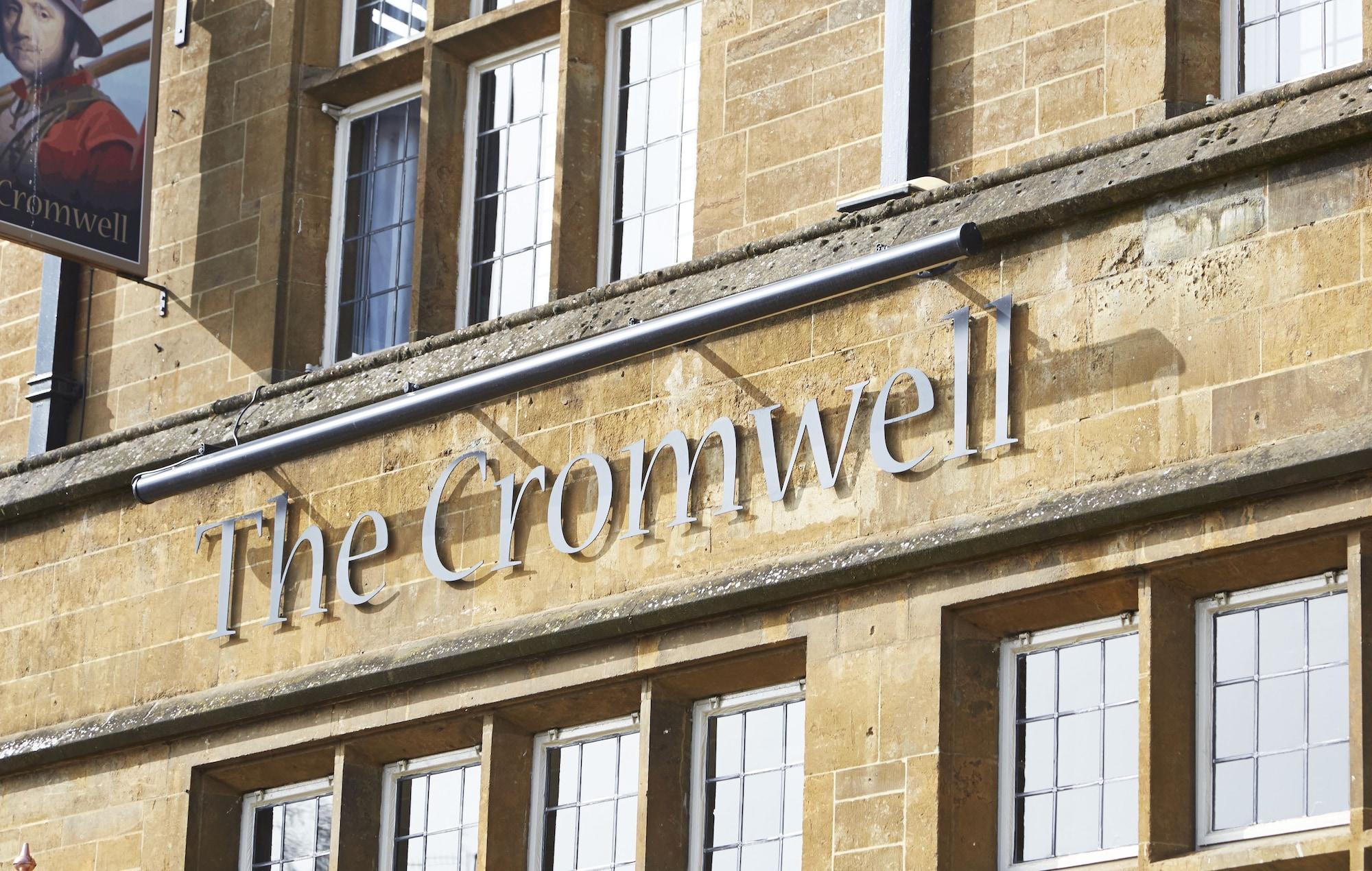 Vista Exterior Cromwell Lodge Hotel by Greene King Inns
