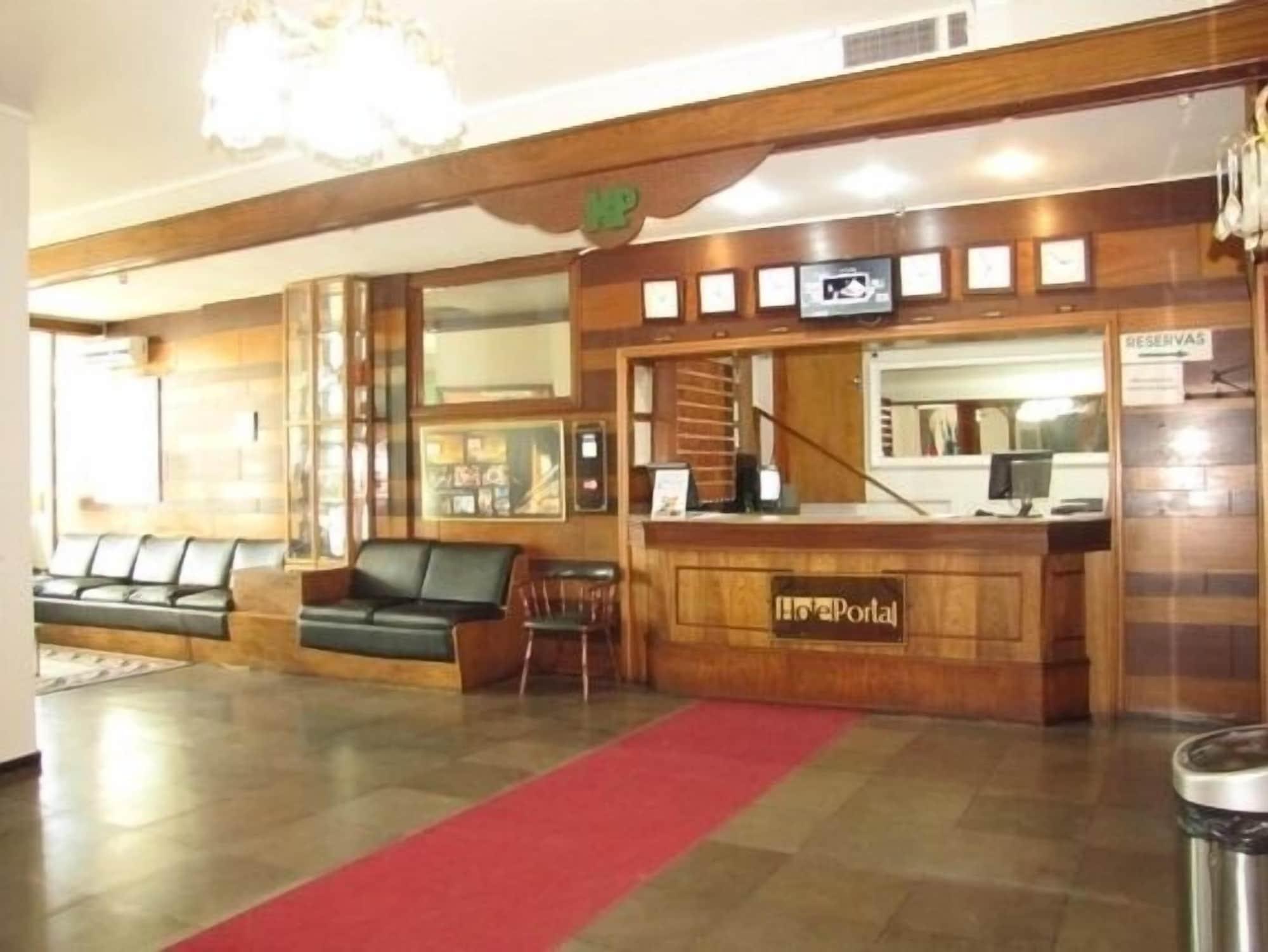 Vista Lobby Hotel Portal