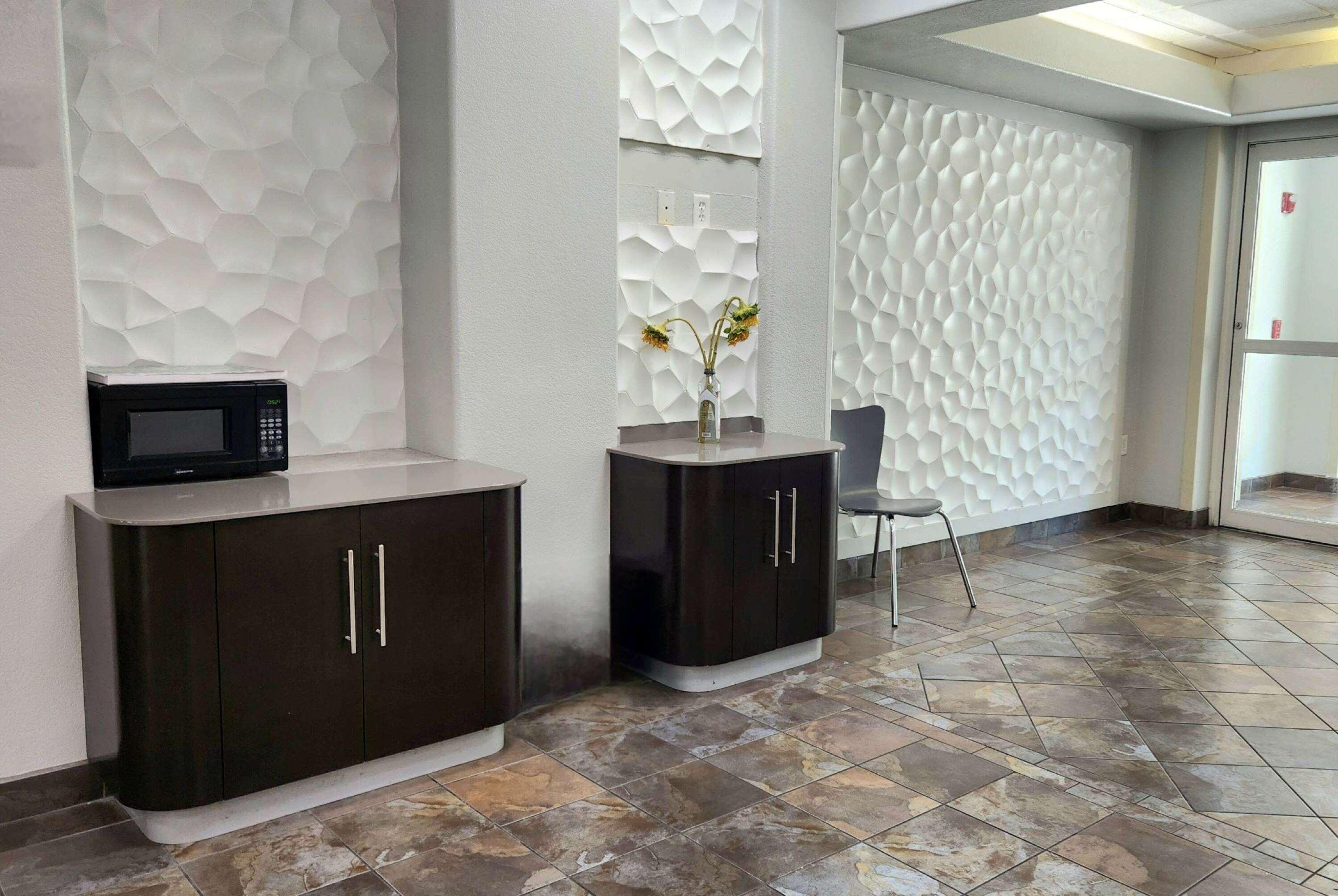 Vista Lobby Baymont by Wyndham San Antonio Airport