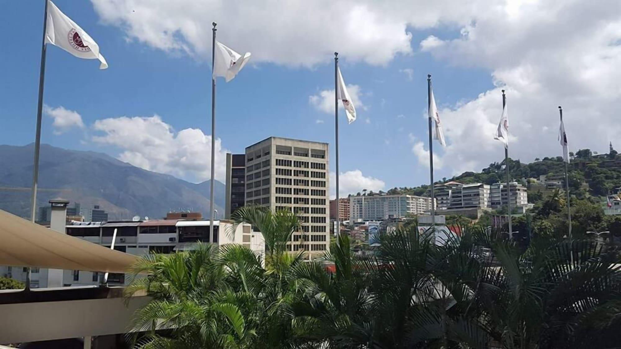 Vista Exterior Hotel Paseo Las Mercedes