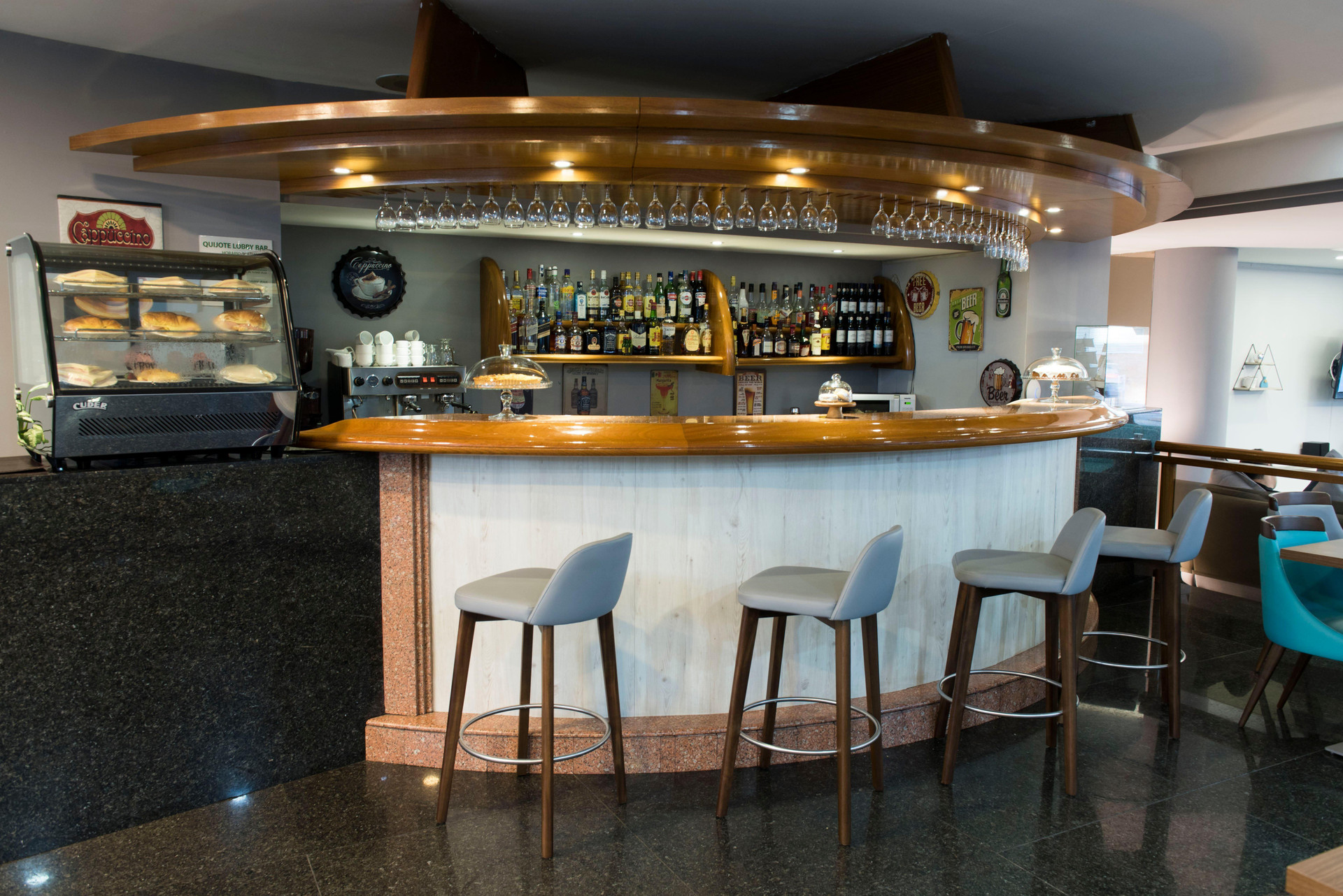 Bar/Salón Holiday Inn Montevideo by IHG