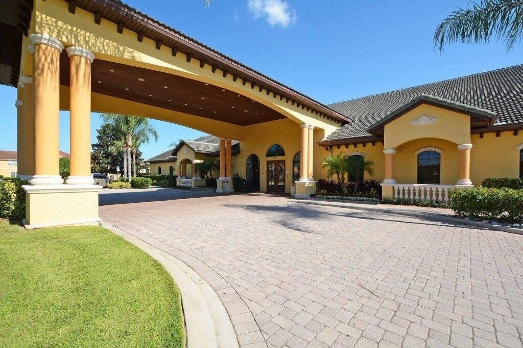Vista Exterior Paradise Palms-4 Bed W/splashpool-3610pp 4 Bedroom Townhouse by RedAwning
