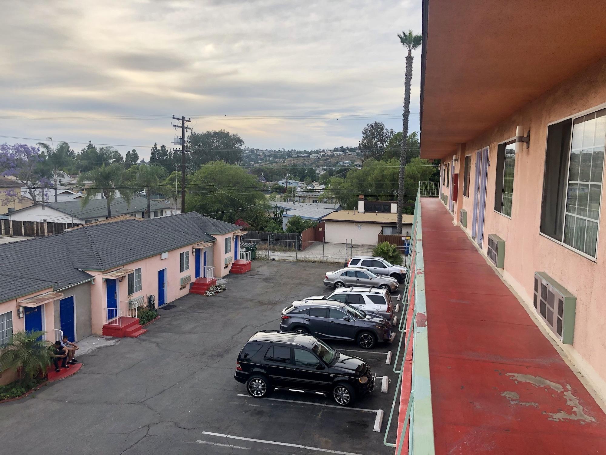 Comodidades del Alojamiento La Petite Rouge Motel