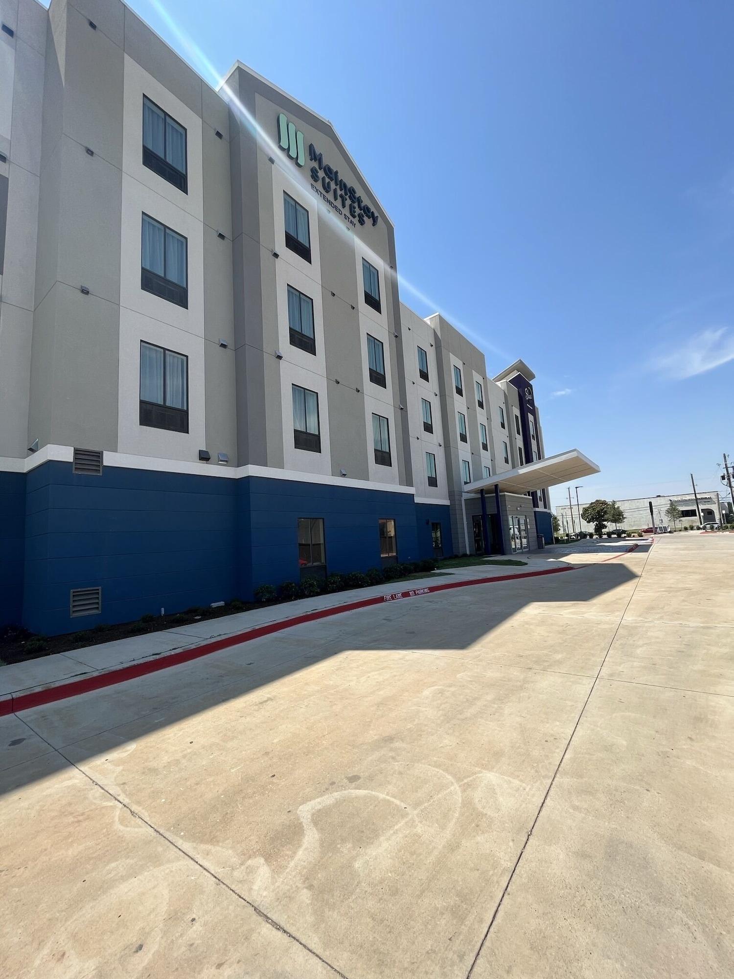 Vista Exterior MainStay Suites Dallas Northwest - Irving