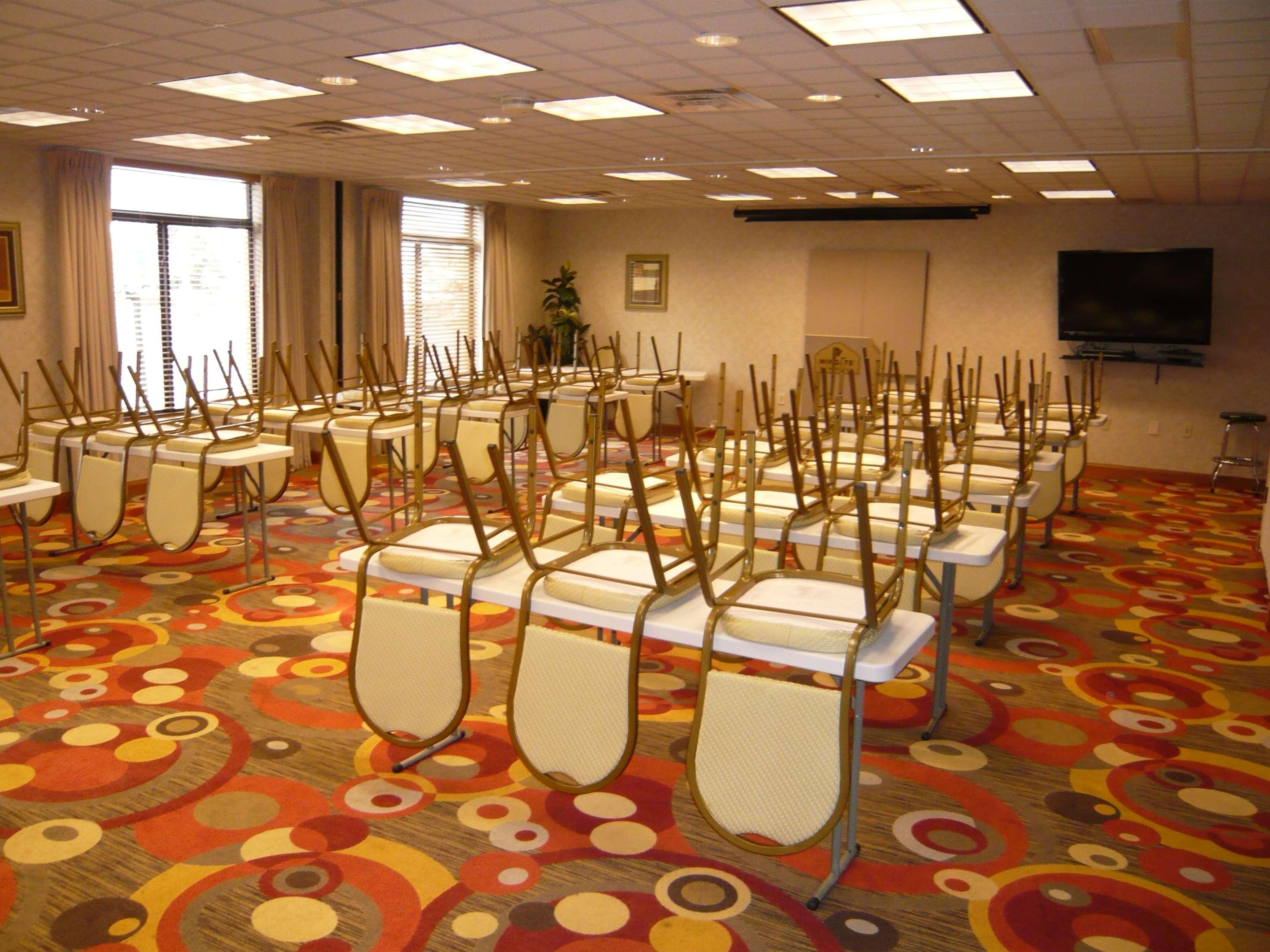 Centro de Negocios Wingate By Wyndham Streetsboro/Cleveland Southeas