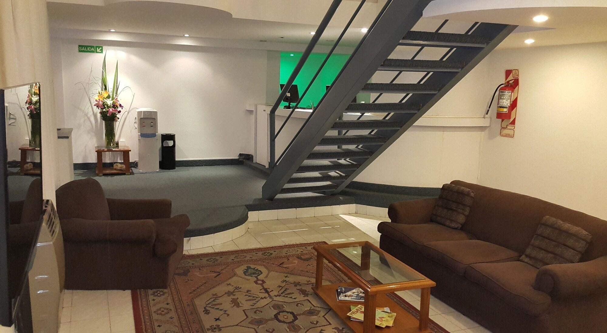 Vista Lobby Hotel Avenida