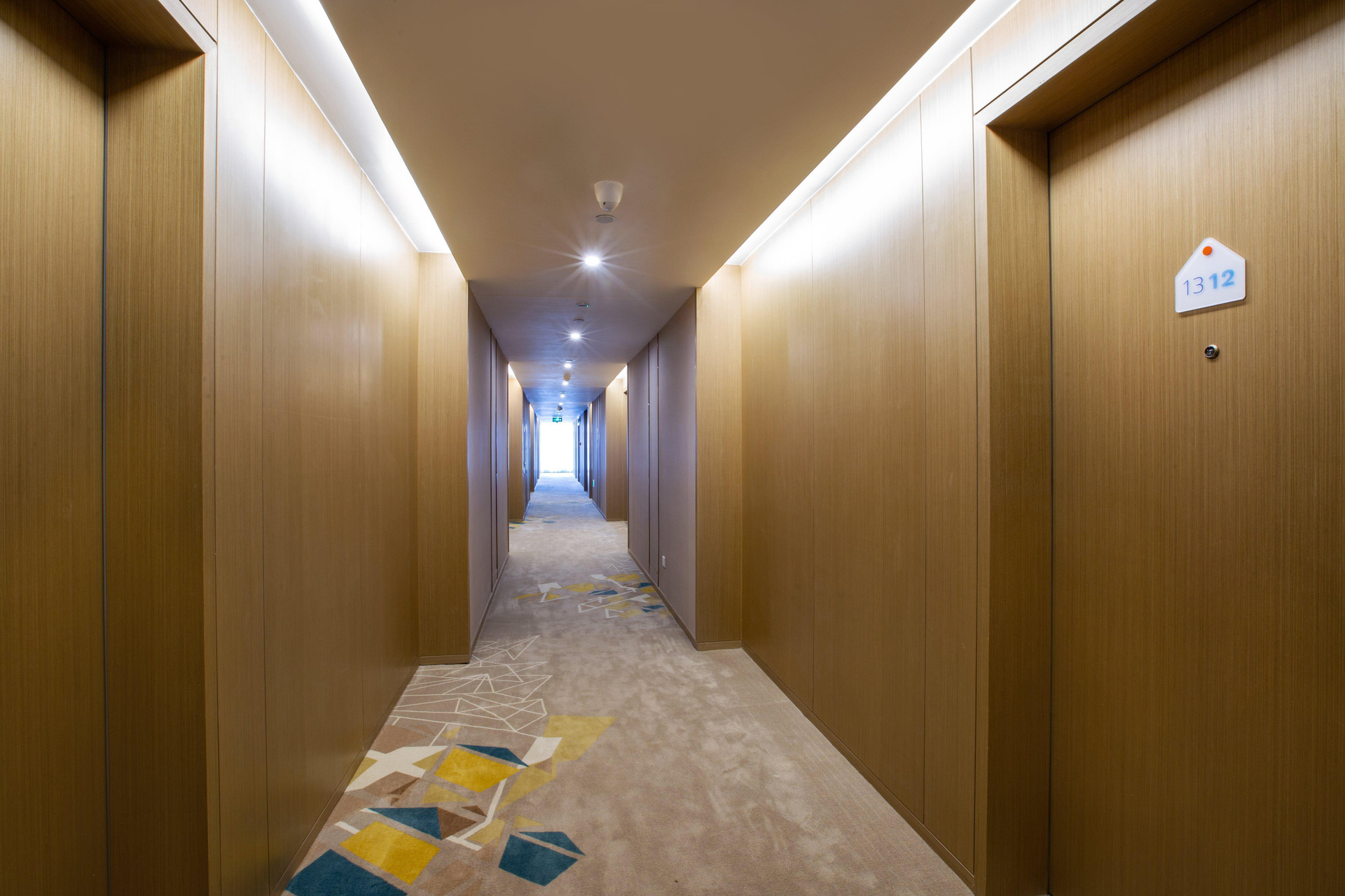 Vista Lobby Holiday Inn Express Changzhou Xinbei by IHG