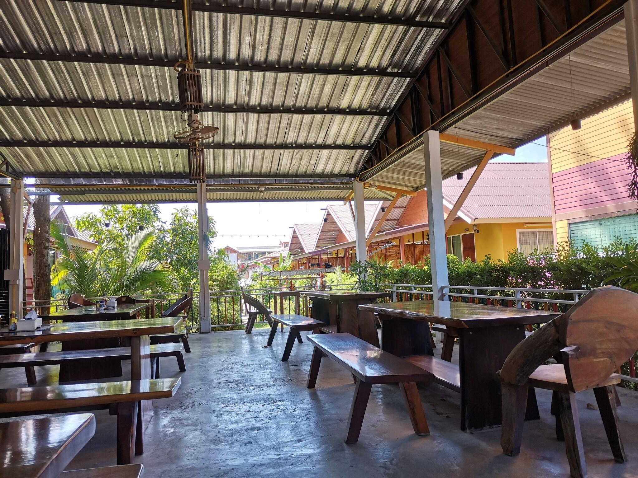 Restaurant Lanta For Rest Boutique