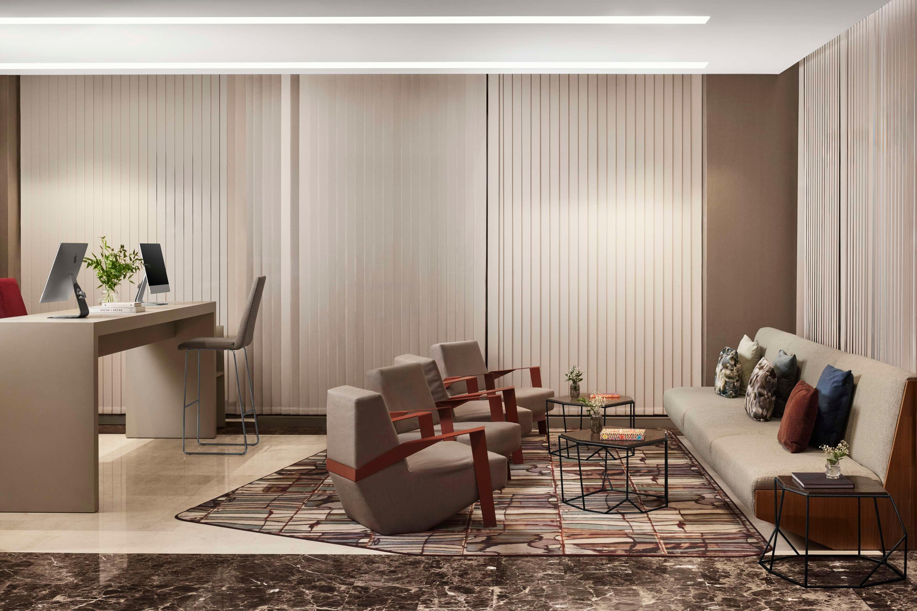 Vista Lobby NH Collection San Sebastián Aránzazu