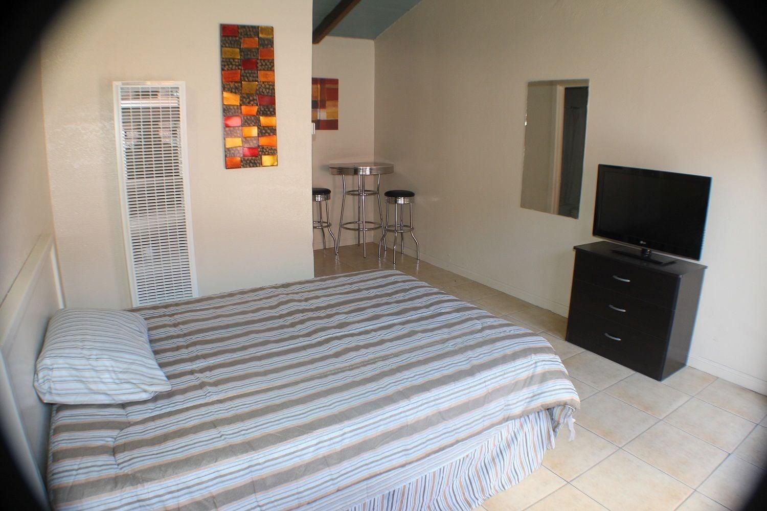 Varios International Casa