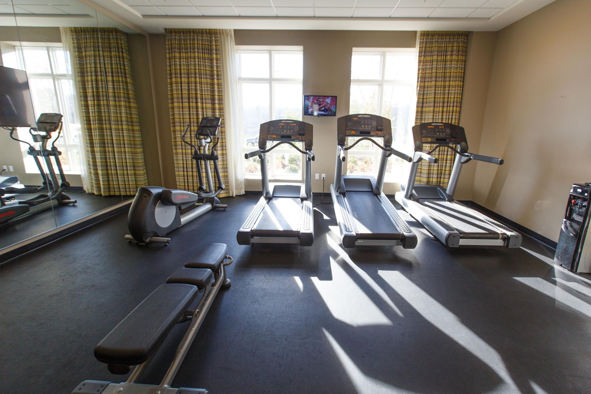 Gimnasio Dollywood's DreamMore Resort